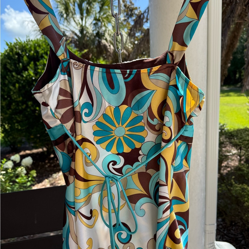 Colorful Swirl Pattern Top - Picture 2 of 4
